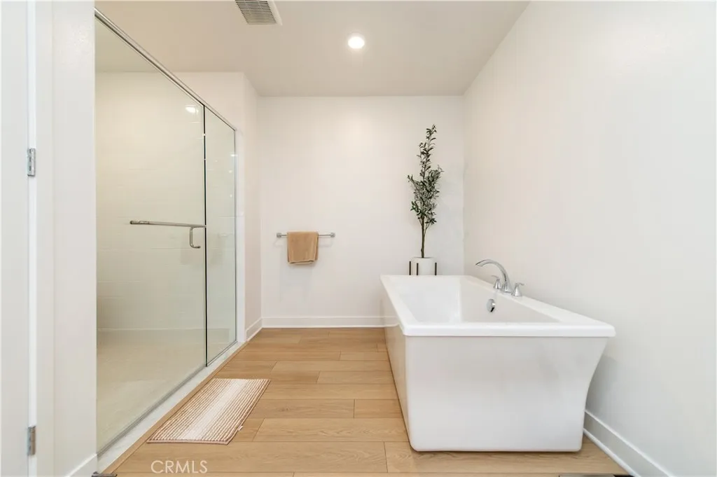 1209 Rivington, Irvine, California 02612 home-pic-14